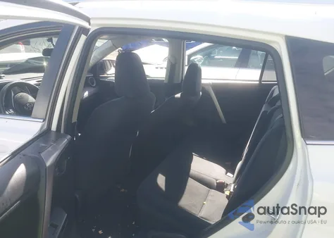 2016 Toyota Rav4 Le z USA, uszkodzony, nr VIN JTMBFREV9GJ095047